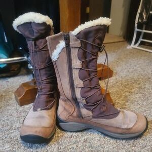 Merrell Brown and Tan Winter Boots with Faux Fur